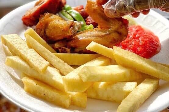 Regular Pack of Fries and chicken with sauce