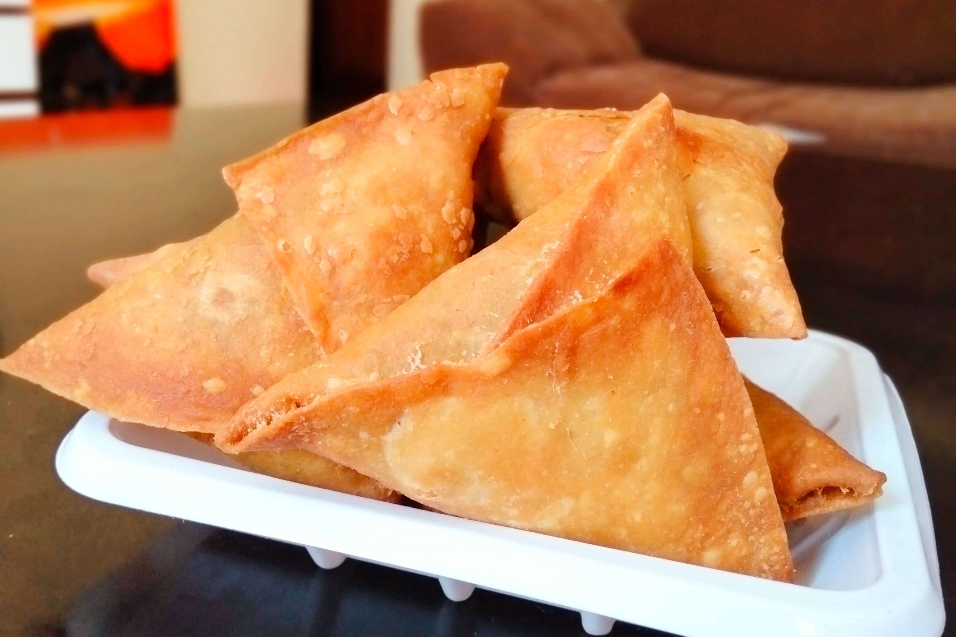Ndengu samosa