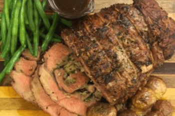 Lamb with green pepper sauce