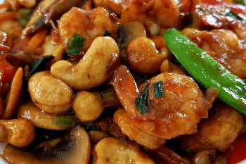 Prawn with cashew nuts