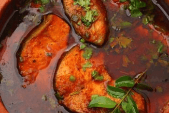 Clay pot of Fish Curry OR Ambul Thiyal