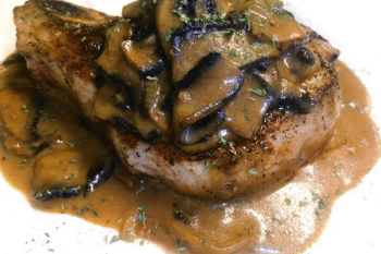 Grilled Pork Chops with Mushroom
