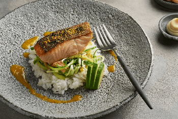 Grilled Salmon With Rice