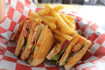 Club Sandwich Jamon Y Queso