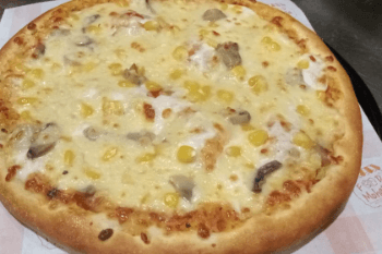 Mushroom Dominator Pizza