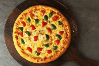 Corn Tomato Capsicum Pizza