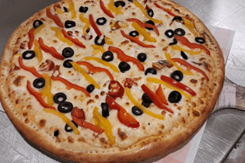 Veggies Paradise Pizza
