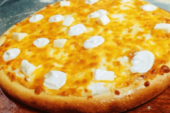 Wonder Cheesy Pizza
