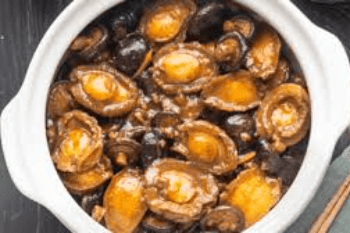 Braised Assorted Dried Seafood with Abalone in Claypot