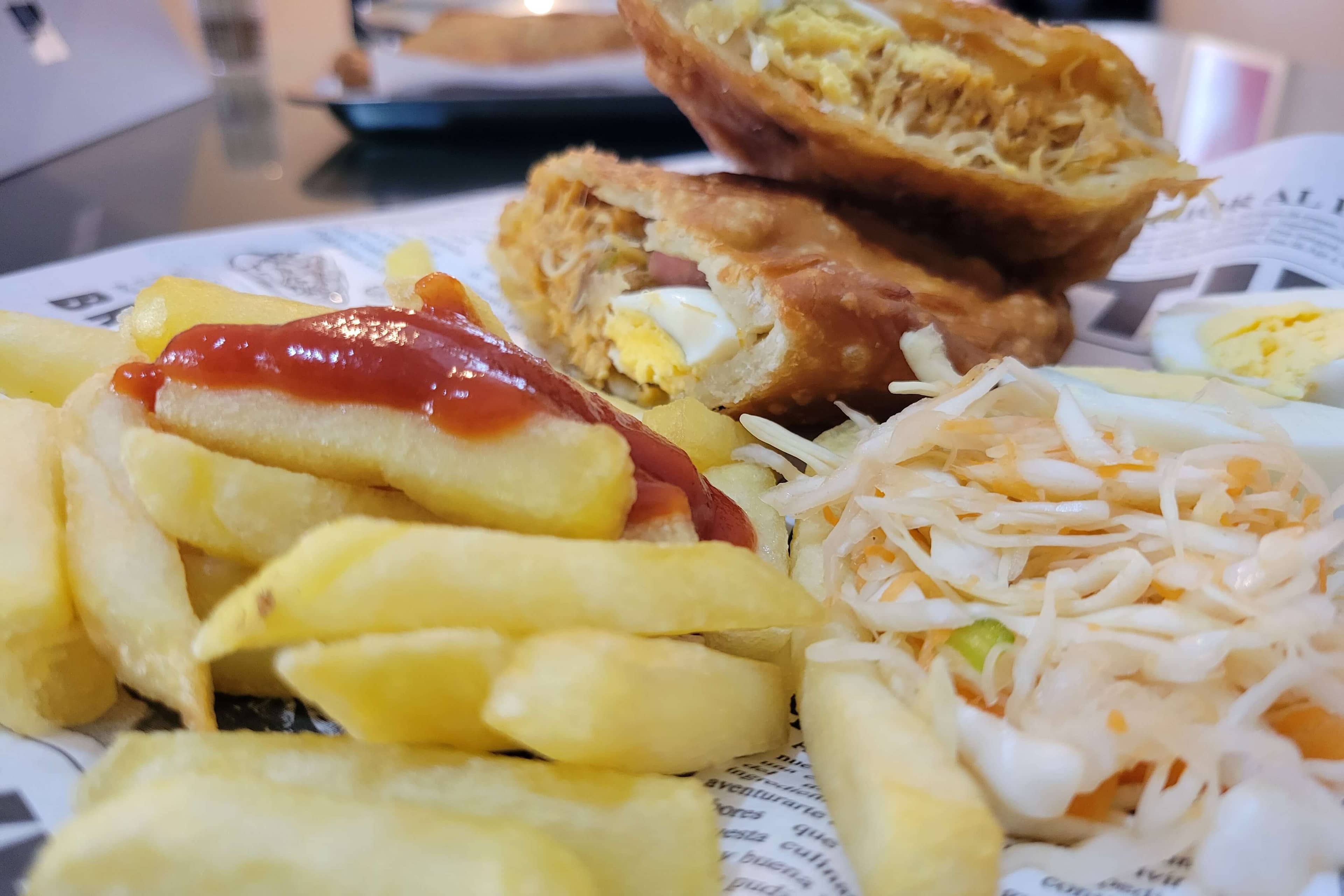 Empanada Huevos