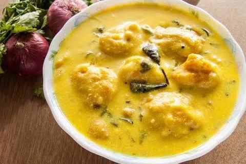 Kadi Pakoda