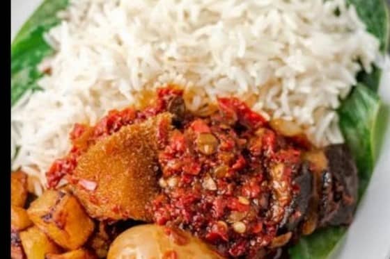 Leaf Rice and Special Sauce