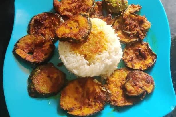Begun Bhaja and Rice and Dal