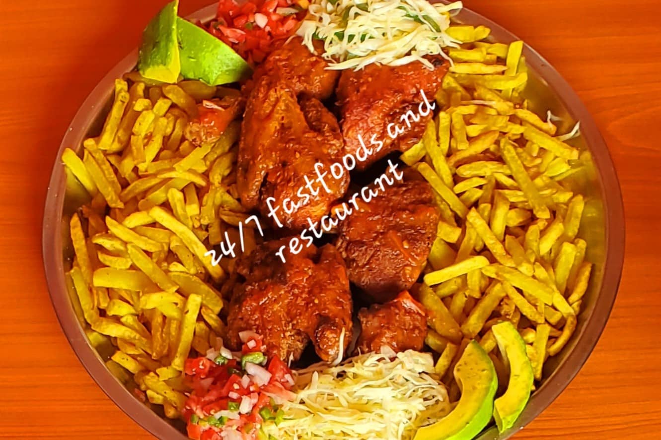 Fastfoods lusaniya for 3 people