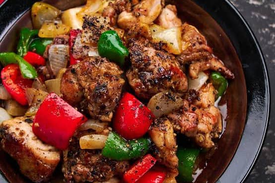 CHICKEN IN BLACK PEPPER SAUCE