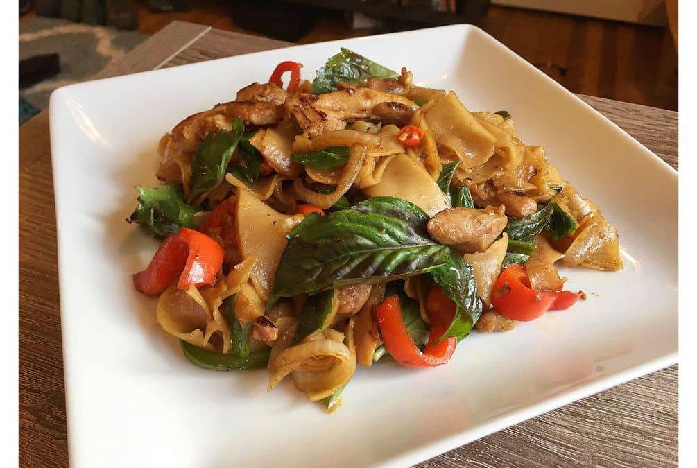 Aussie Noodle (Pad Kee Mao)